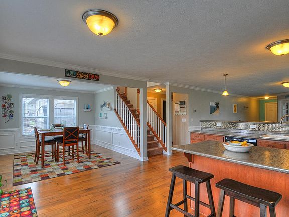 5th image of 2617 Cotherstone Ct SW