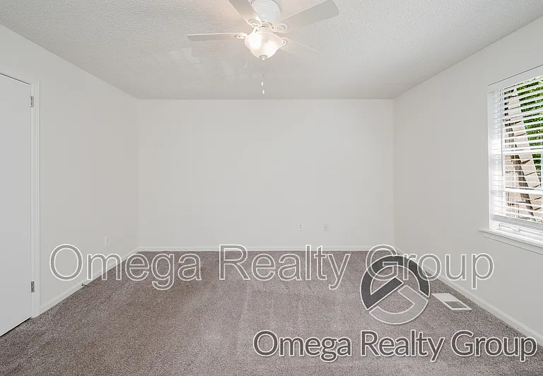 31 Indianwood Dr — Photo 19