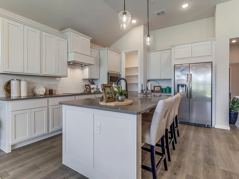 1834 Park Place Ln — Photo 9