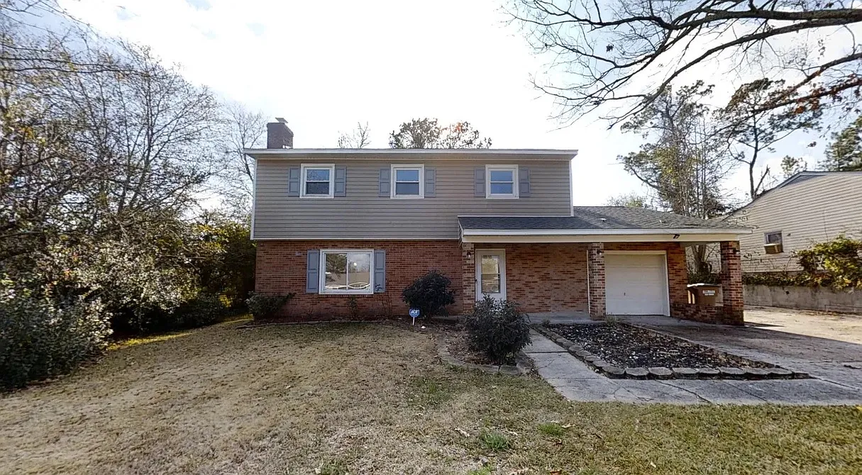 4 bed, 2.5 bath, 2275 sqft, $1,795 — Photo 1
