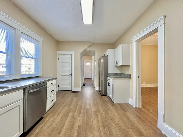 480 Spicer St #1 — Photo 9
