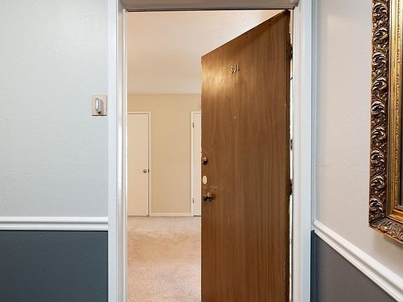 3rd image of 1335 El Camino Real APT 301
