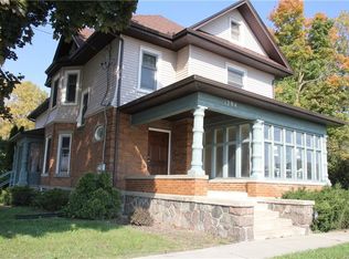 1294 W Bristol Rd, Flint, MI 48507