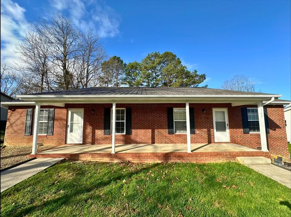 1703 Shields Dr #1703