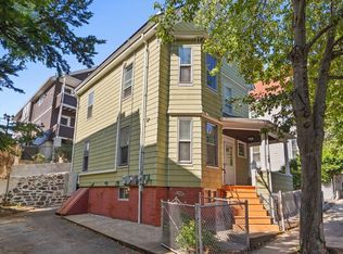 18 Wigglesworth St, Somerville, MA 02145
