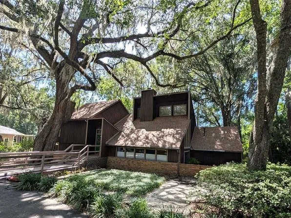 5902 SW 36th Way, Gainesville, FL 32608