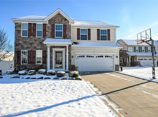 6522 Hidden Woods Trl, Mayfield, OH 44143