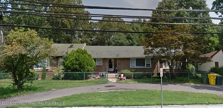 815 Central Ave photo 1