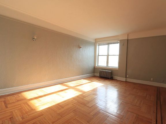 3rd image of 8831 Fort Hamilton Pkwy APT 4C