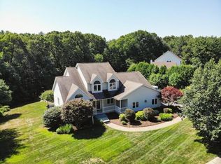 61 Bayberry Ln, West Springfield, MA 01089