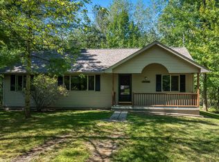 5225 King Richards Ct, Gladwin, MI 48624