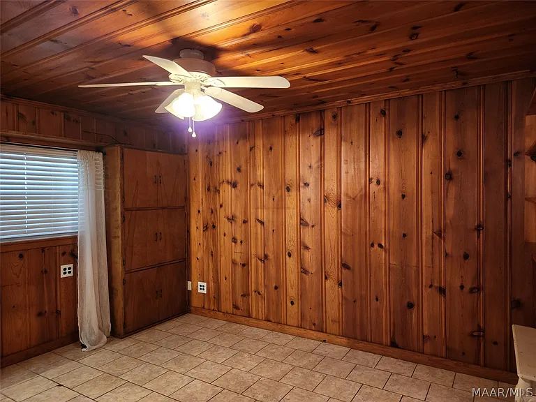 2814 Ashley Ave — Photo 21