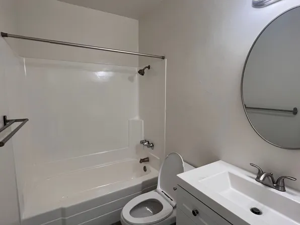 4055 48th Street, 4055 48th St APT 11, San Diego, CA 92105