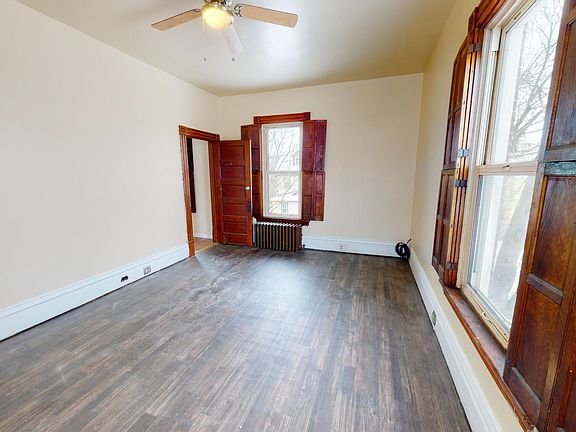 4th image of 324 W New Castle St Unit 2