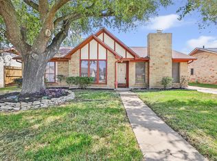 10122 Sageglow Dr, Houston, TX 77089