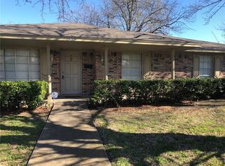 925 Maplecrest Dr, Lancaster, TX 75146