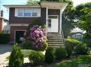 14 W Oxford St, Valley Stream, NY 11580