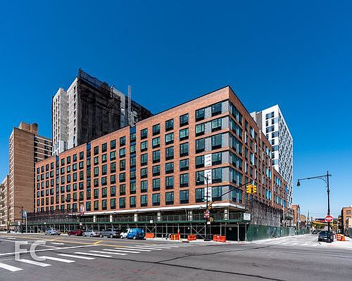 2nd image of 2926 W 19th St #3B2