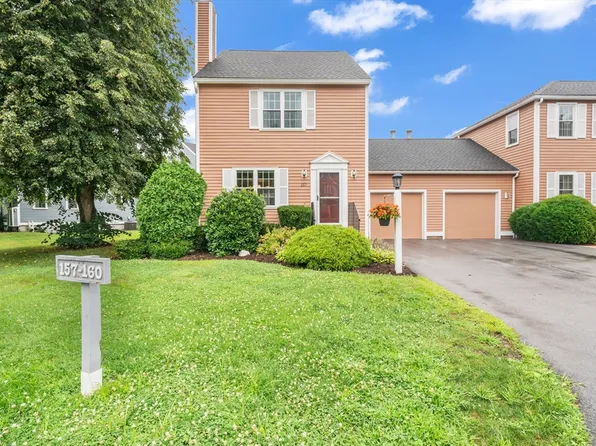 157 Whittier Meadows Dr Unit 157, Amesbury, MA 01913