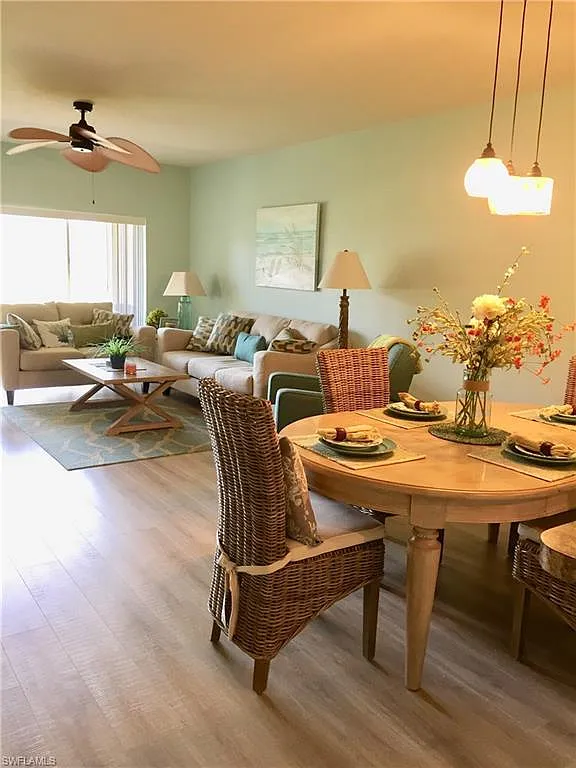 3 bed, 2.0 bath, 1385 sqft, $1,800 — Photo 2