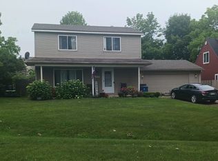 13078 Torrey Rd, Fenton, MI 48430