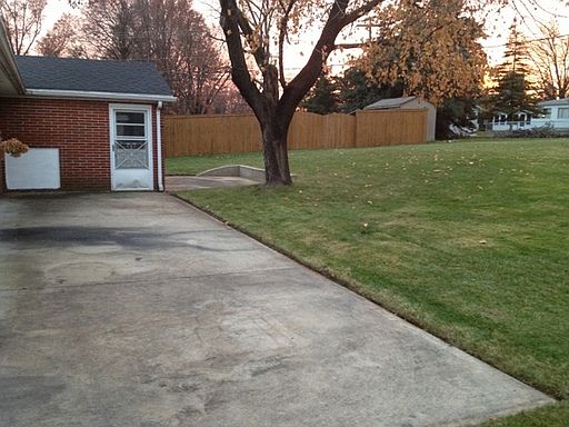 2nd image of 12812 The Ter