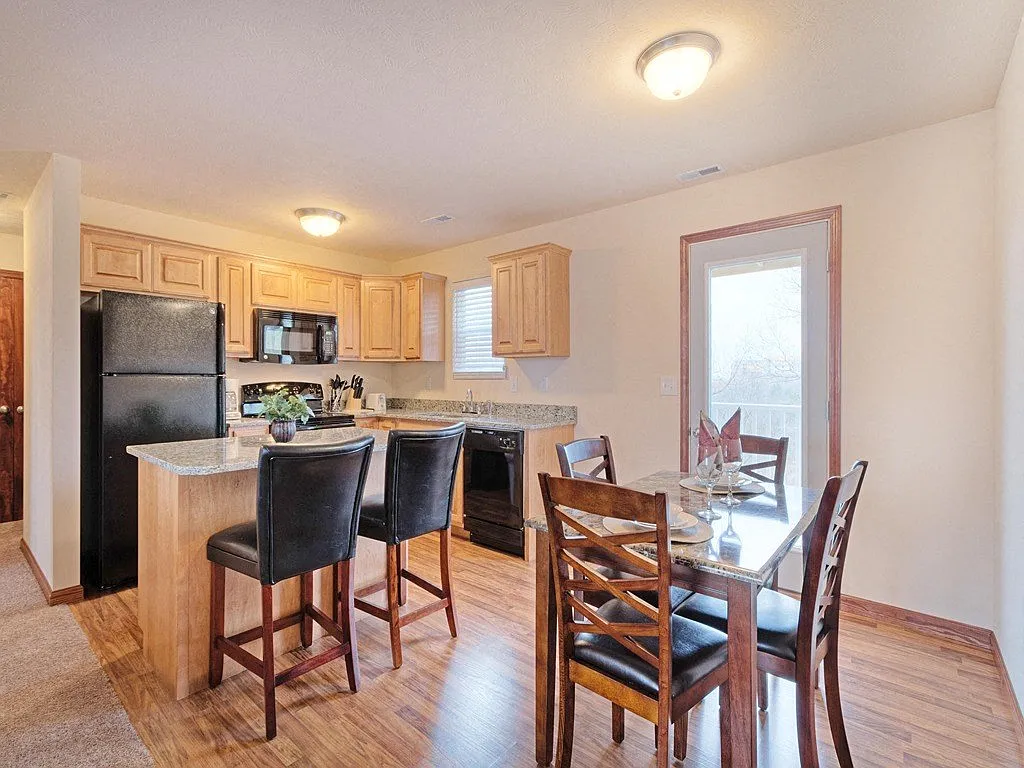 Highland Park Apartment Homes — Photo 1