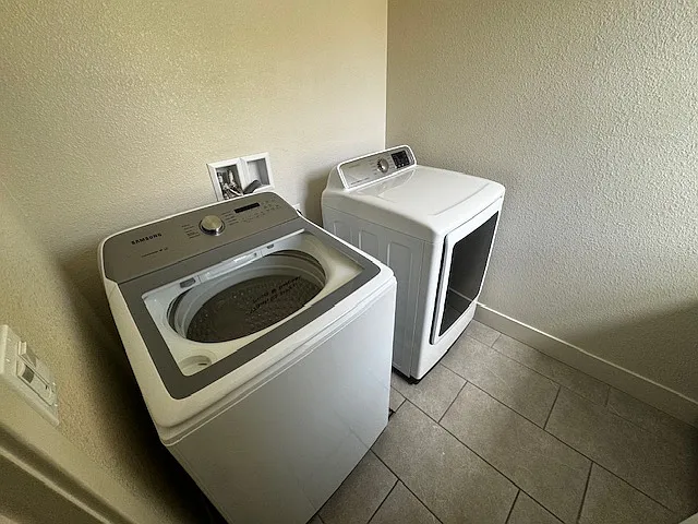 4483 Tahiti Ct — Photo 29