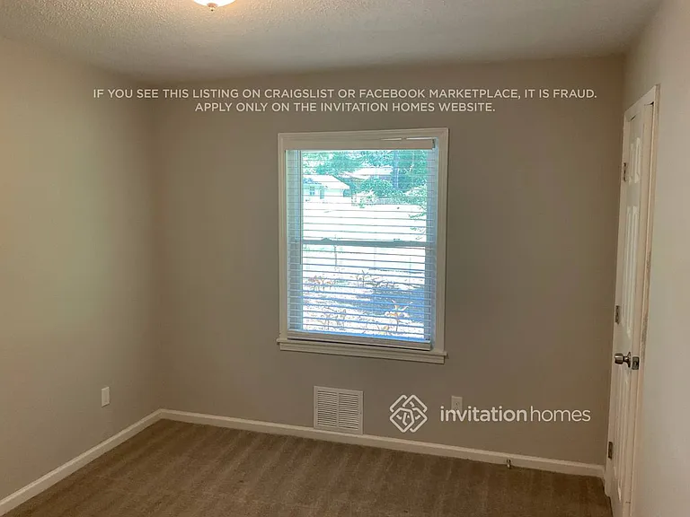 1833 Rollingwood Dr SE — Photo 10
