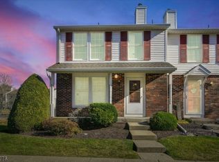 29 Constitution Way, Franklin, NJ 07416