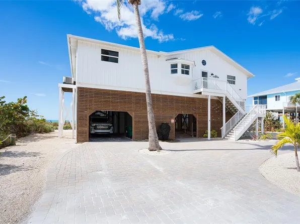 61 S Gulf Blvd, Cape Haze, FL 33946