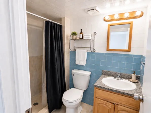 160 E Lake Blvd APT A, Mahopac, NY 10541