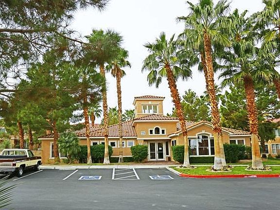 3rd image of 251 S Green Valley Pkwy Unit 5022