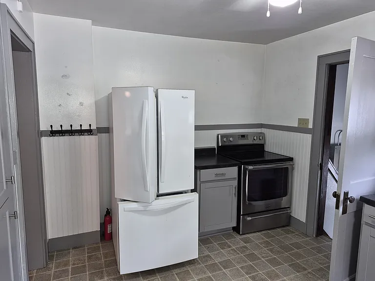 216 Bishop Ave #218 — Photo 3