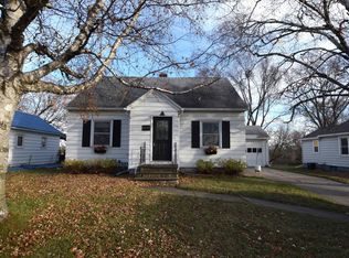 1117 Lime Kiln Rd, Green Bay, WI 54302