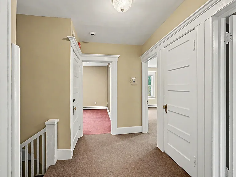 1480 Bedford St #2 — Photo 12