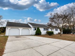714 San Fernando Rd, Cape May, NJ 08204