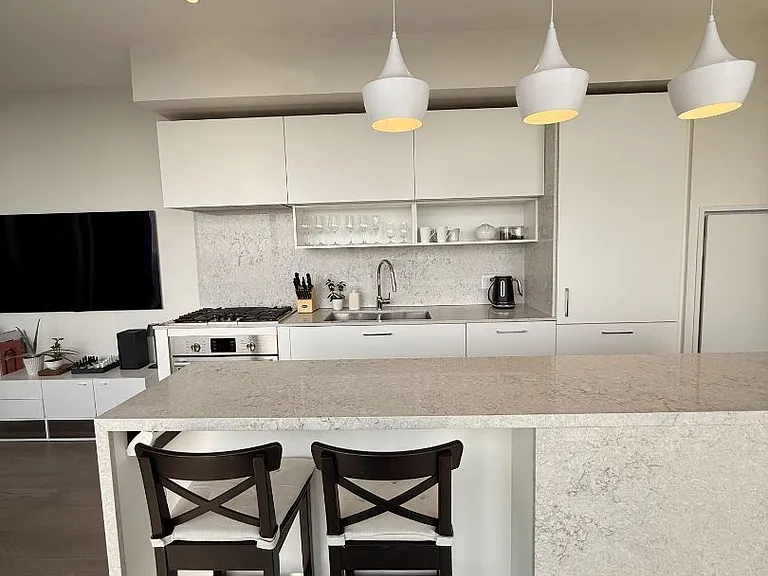 5 Soudan Ave #3406 — Photo 12