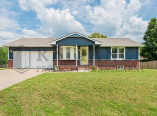 636 S Highland Dr, Andover, KS 67002