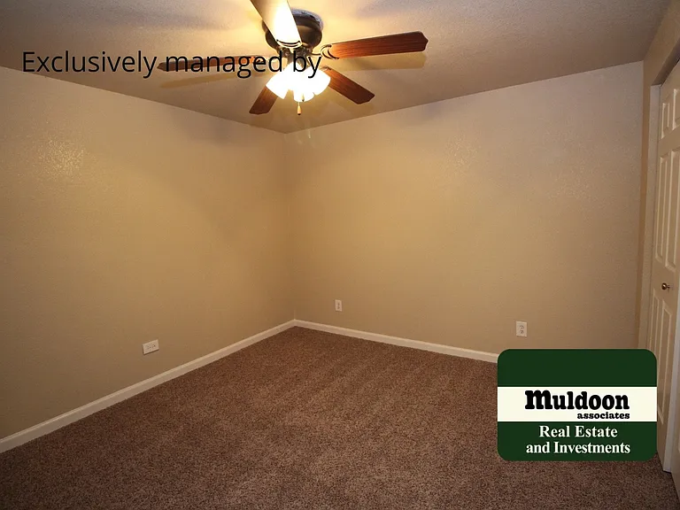 1139 E Jaroso Dr — Photo 9