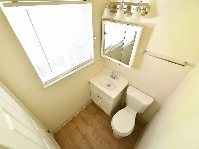 2514 College Ave — Photo 21