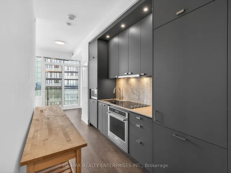 470 Front St W #2306 — Photo 3