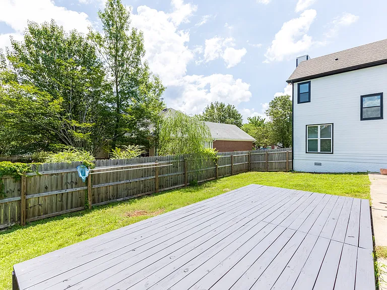122 Sleepy Hollow Ct — Photo 22