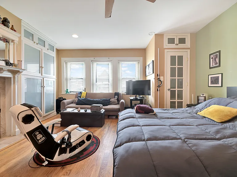 3415 Brown St NW — Photo 24