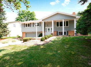 4224 Decatur Ave N, New Hope, MN 55428