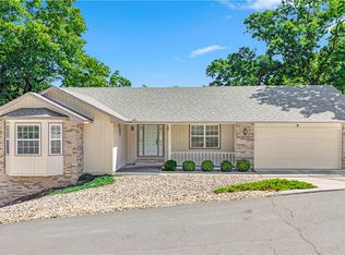8 Cheviot Ln, Bella Vista, AR 72715