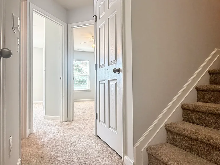 2211 Raven Rd #108 — Photo 2