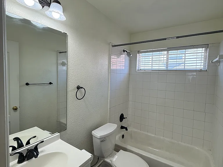 555 Southridge Way #555 — Photo 19