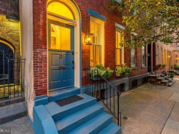 2032 Cherry St, Philadelphia, PA 19103