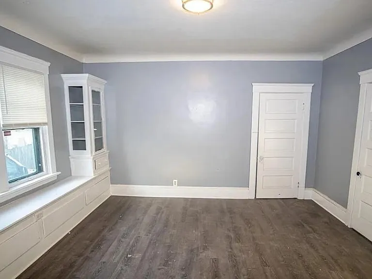 9523 Aetna Rd — Photo 10